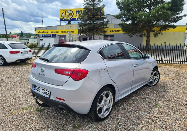 Alfa Romeo Giulietta cena 29900 przebieg: 252953, rok produkcji 2015 z Recz małe 232